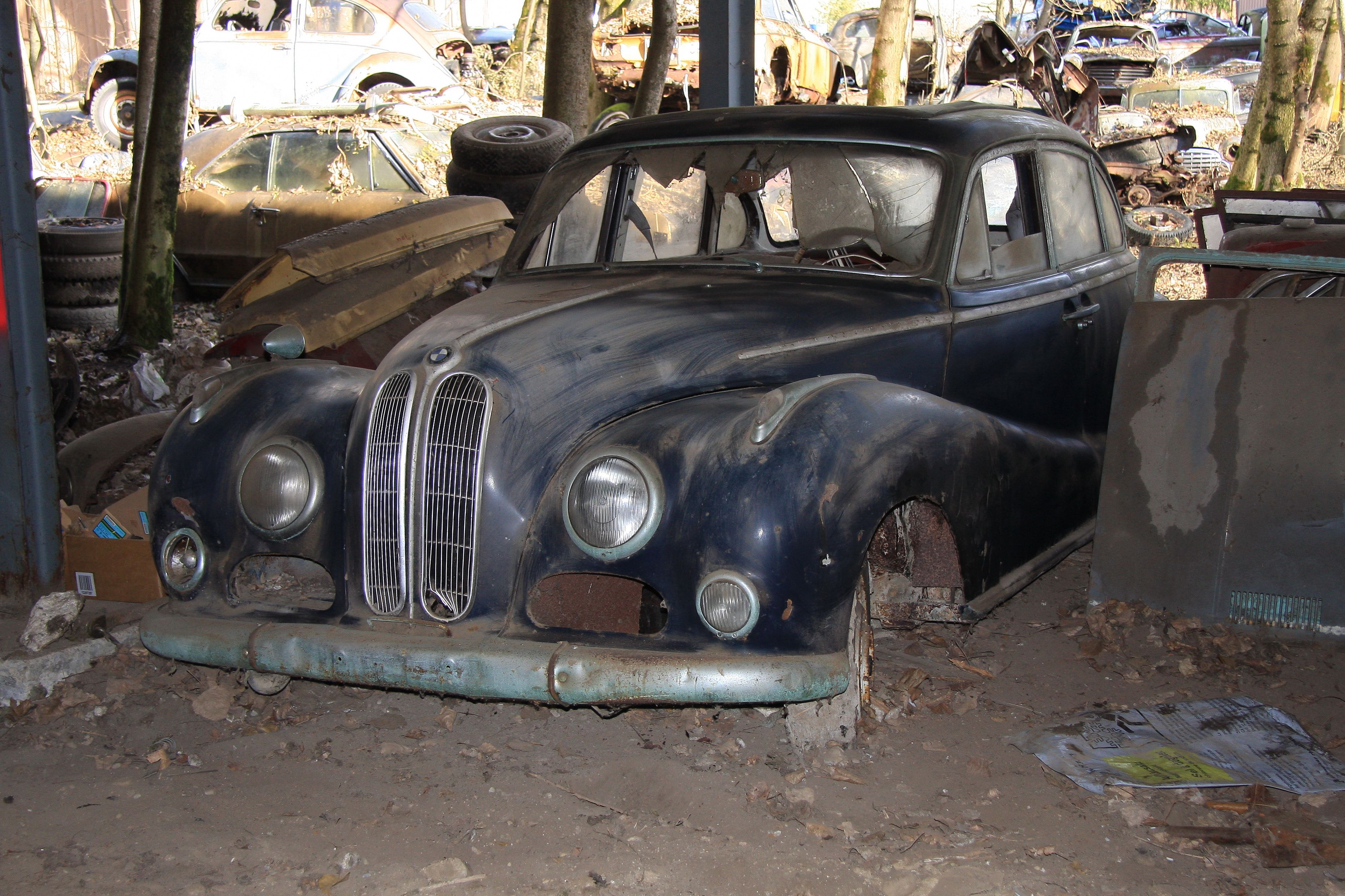 Autofriedhof Gürbetal 2009