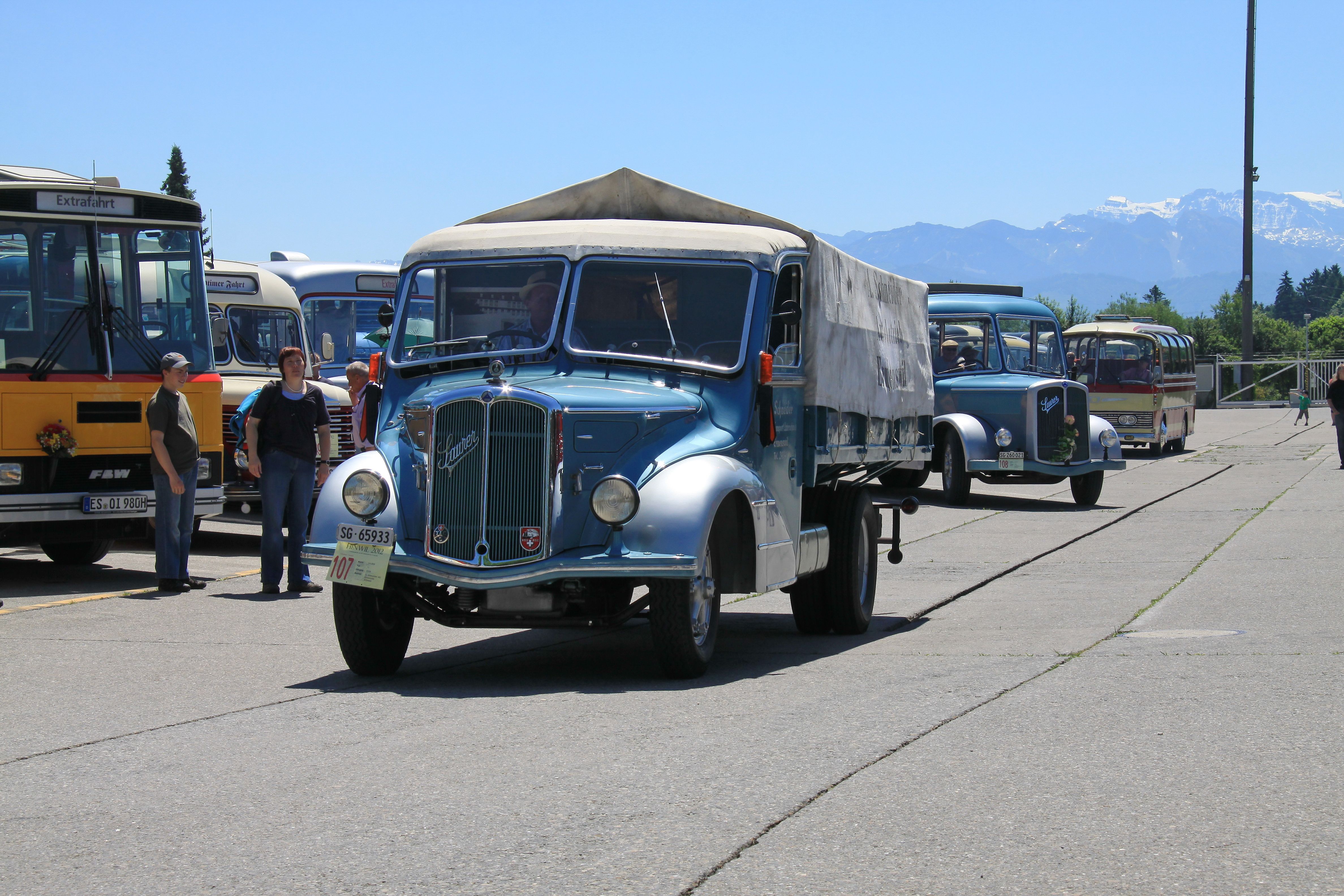 Bus- und LKW-Oldtimertreffen