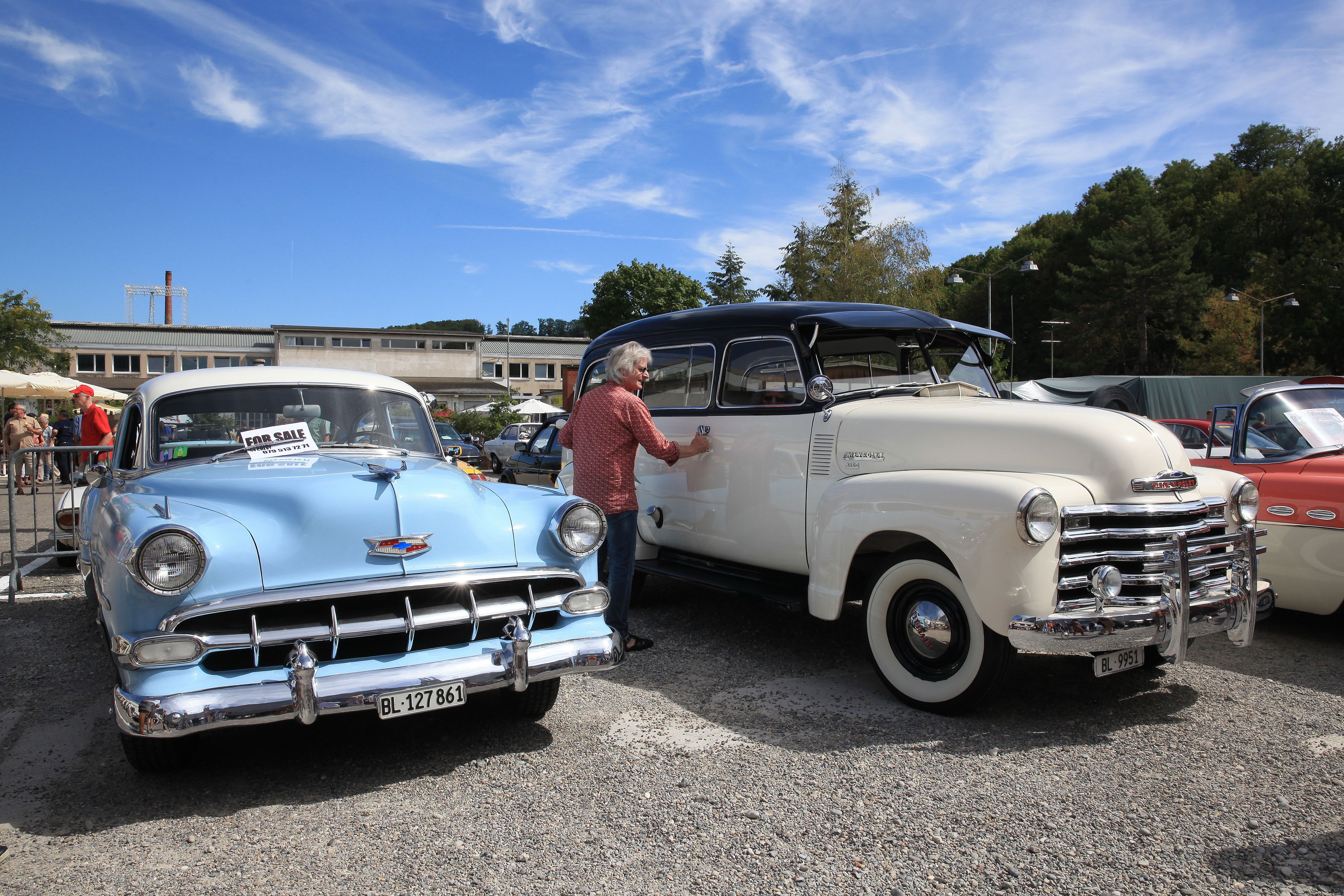 Oldtimer im Walzwerk Münchenstein 2018