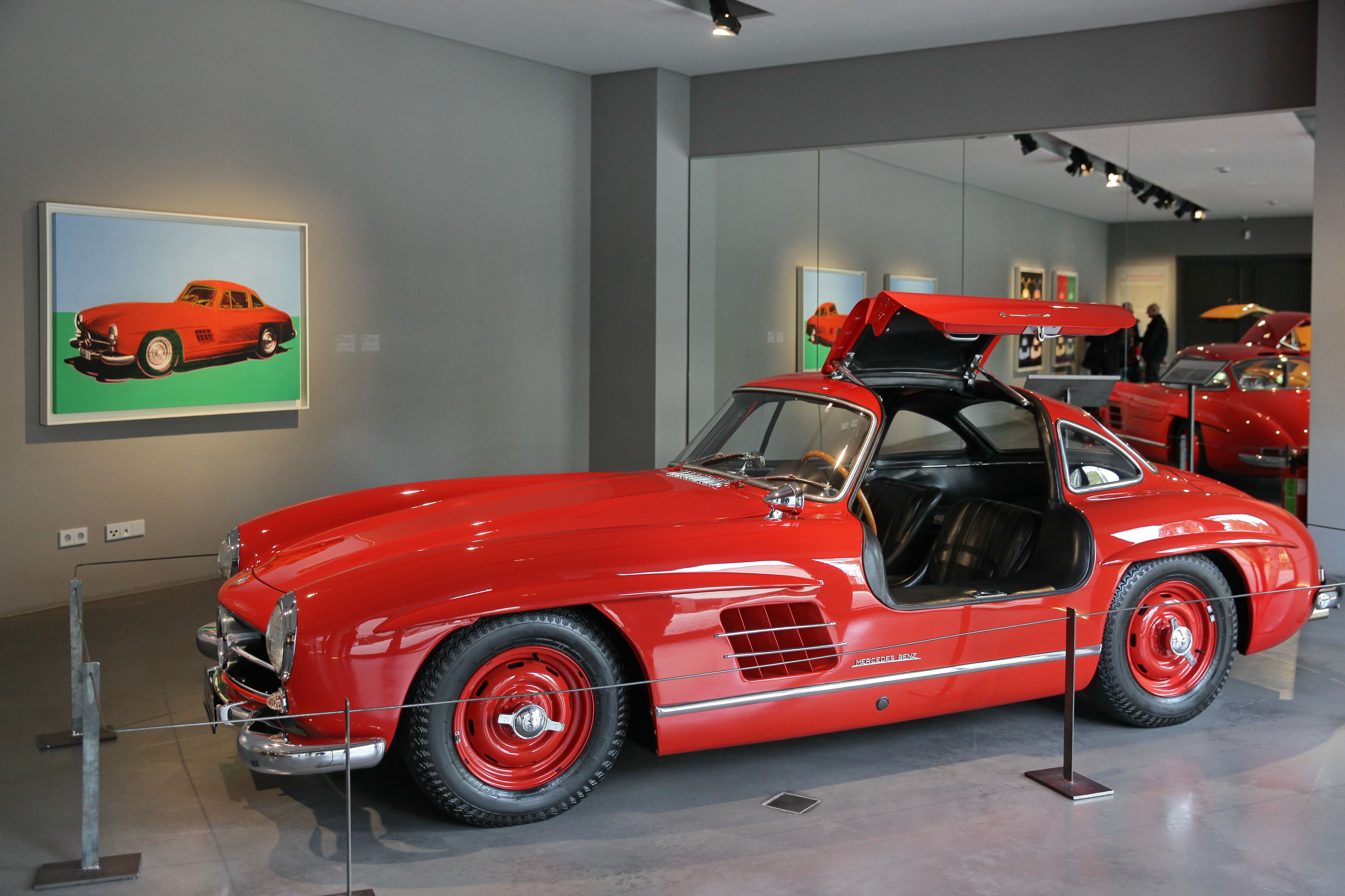 MAC Museum Art & Cars